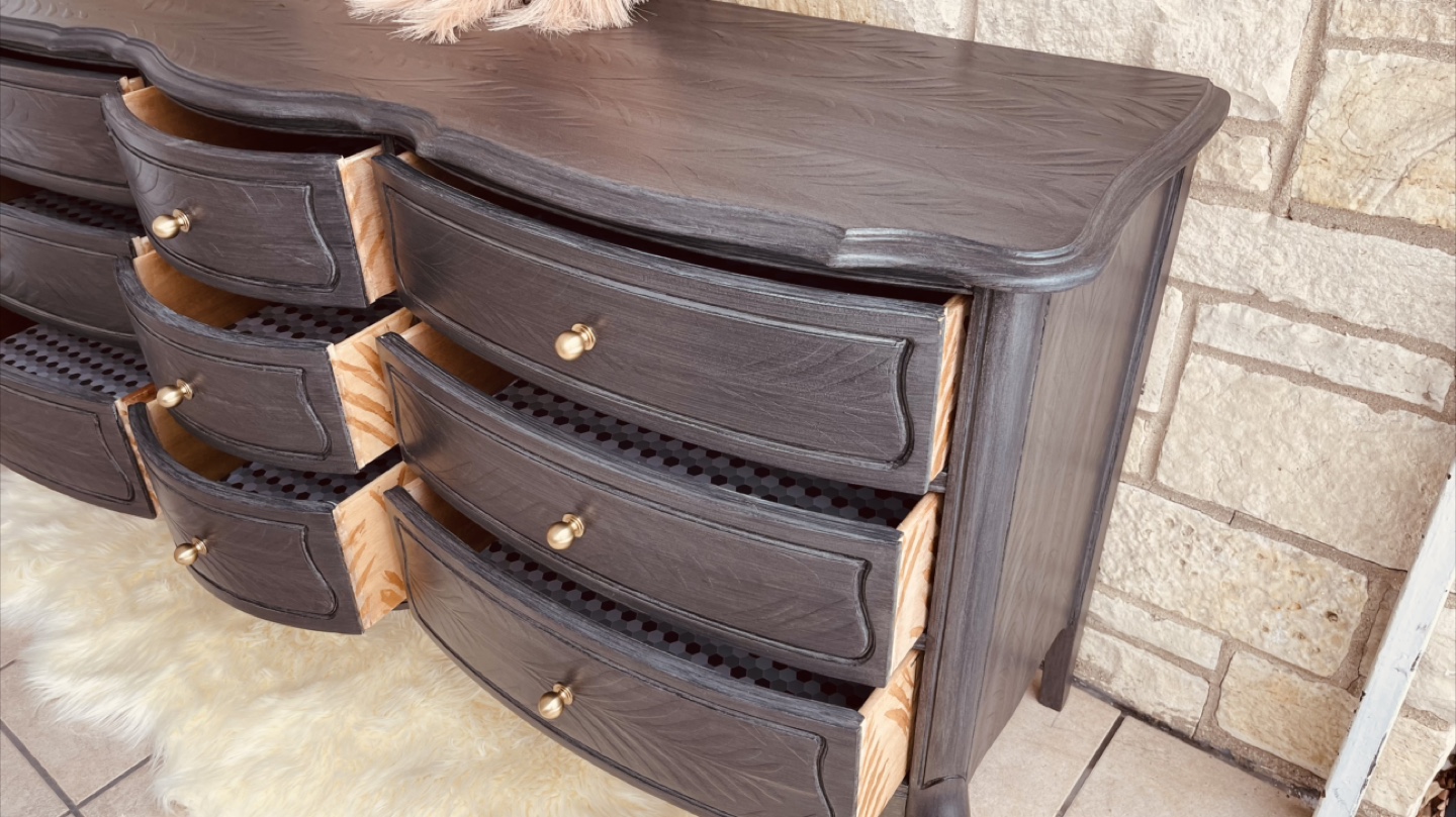 Redone French Provincial 9 Drawers Dresser Brushed Gray/ Gold - photo 3