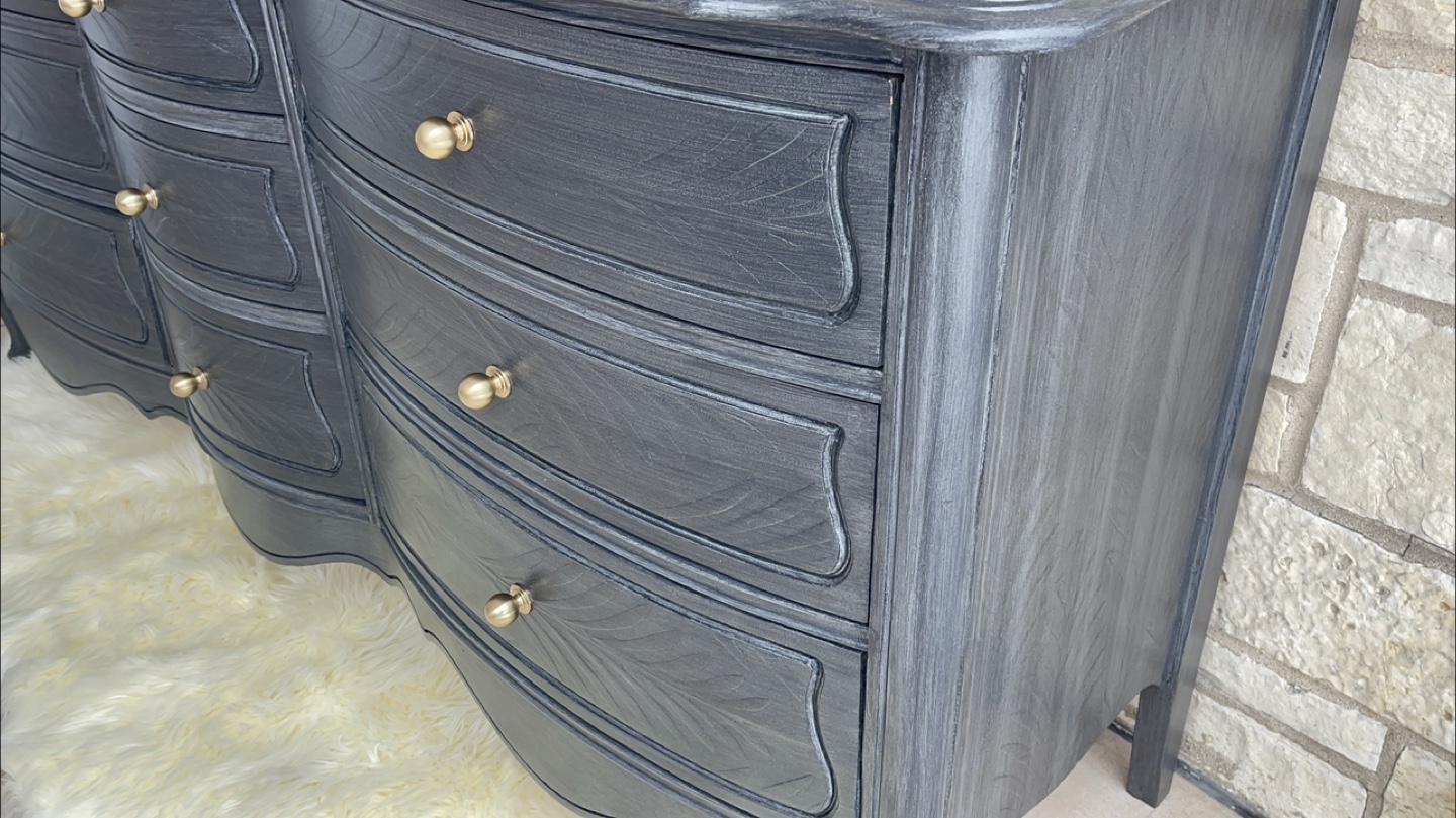 Redone French Provincial 9 Drawers Dresser Brushed Gray/ Gold - photo 5