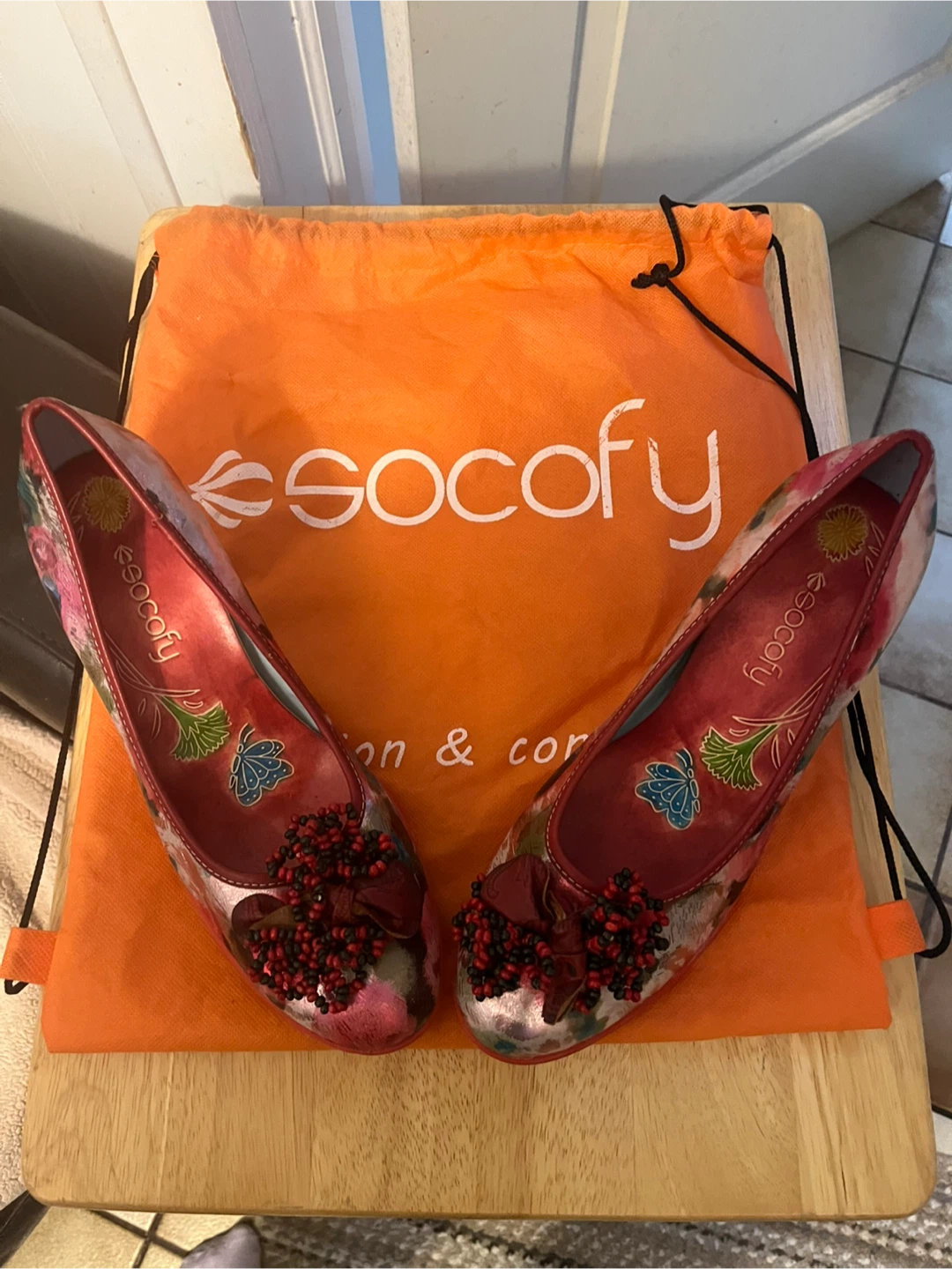 Socofy Women's Floral Embellished Heels Size 40