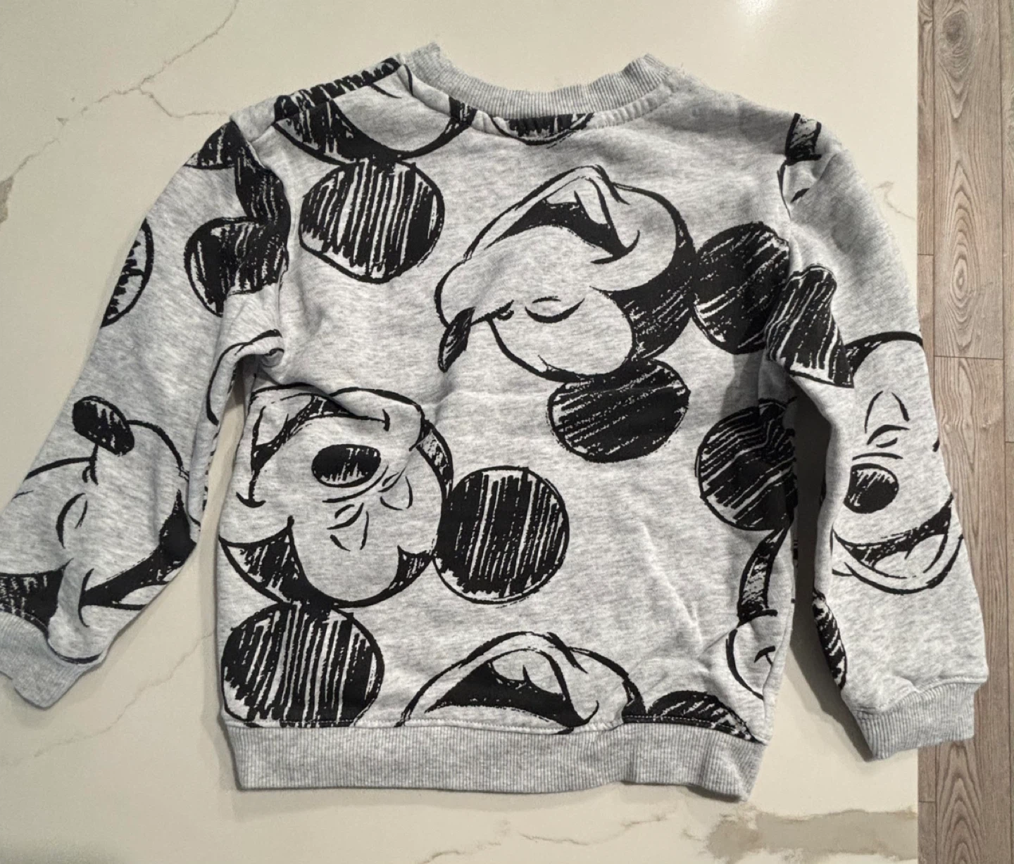 H&M Kids Disney Mickey Mouse Crewneck Sweatshirt - photo 4