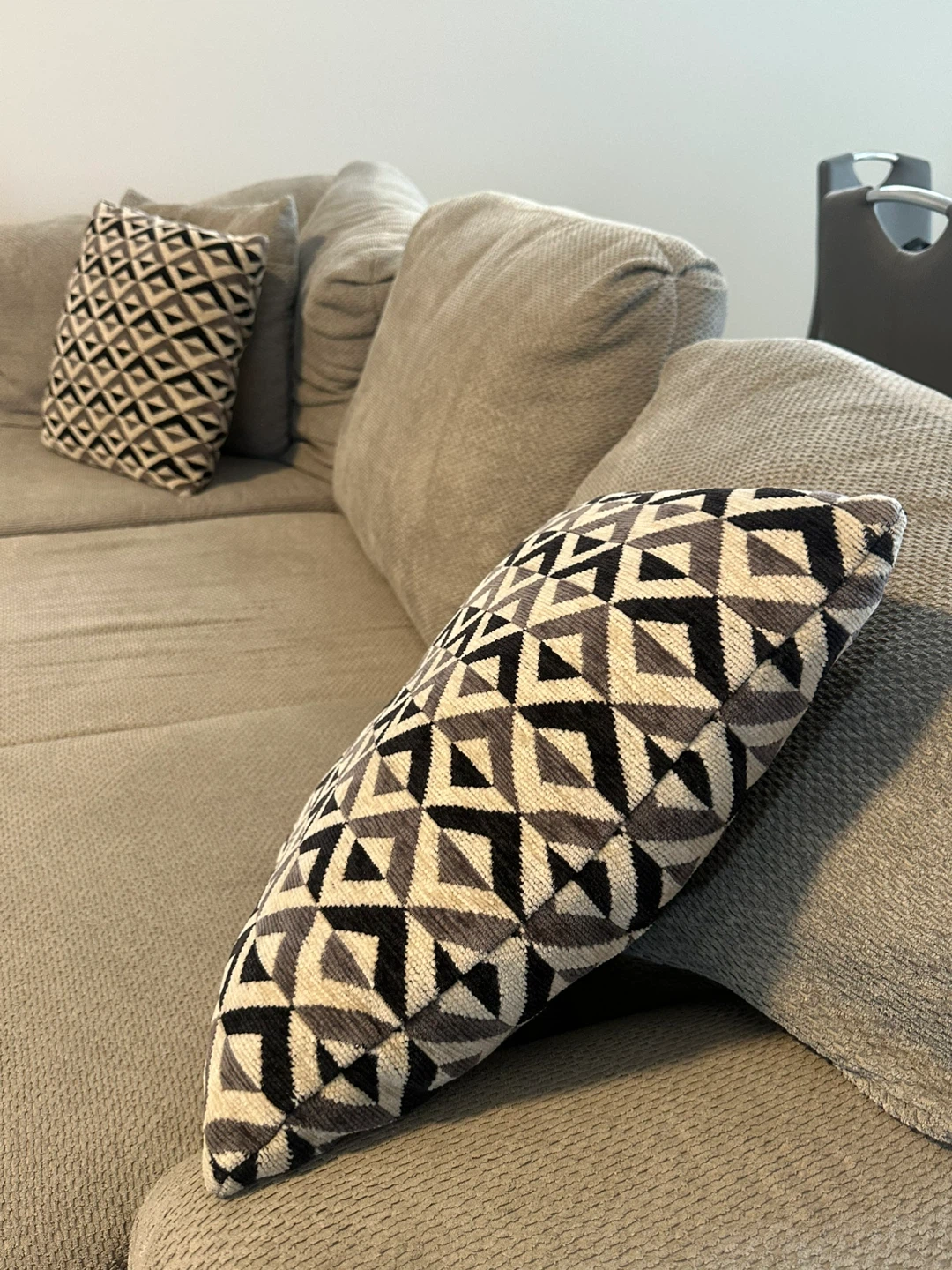 Grey Sectional Sofa with Chaise