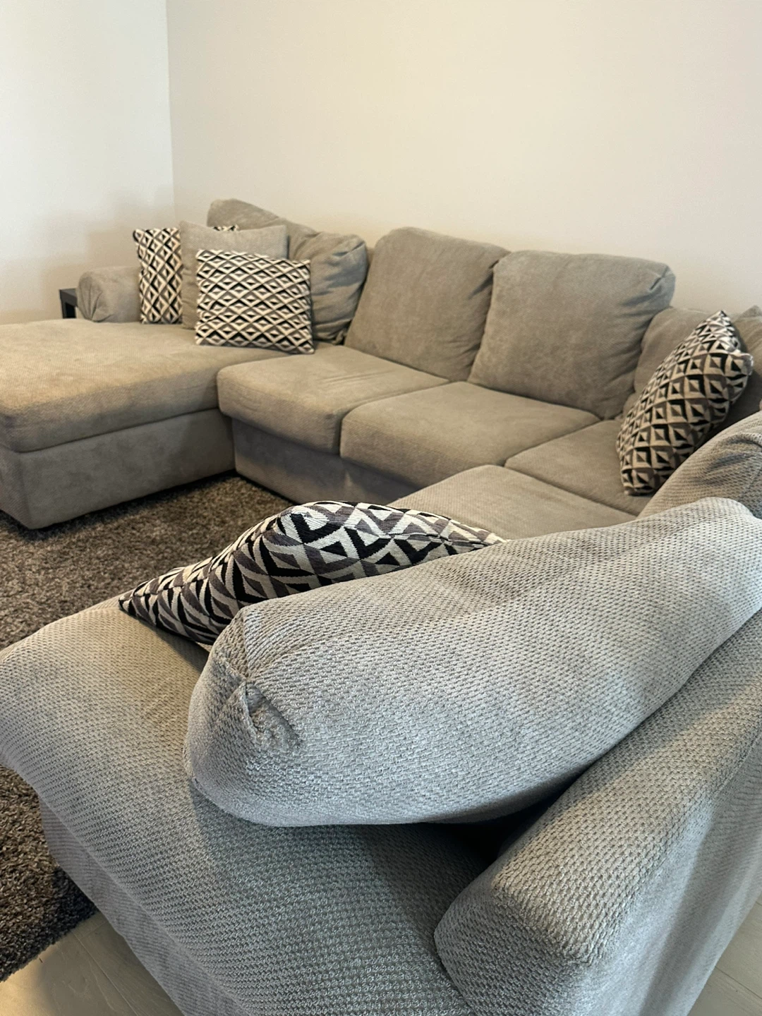 Grey Sectional Sofa with Chaise - photo 3