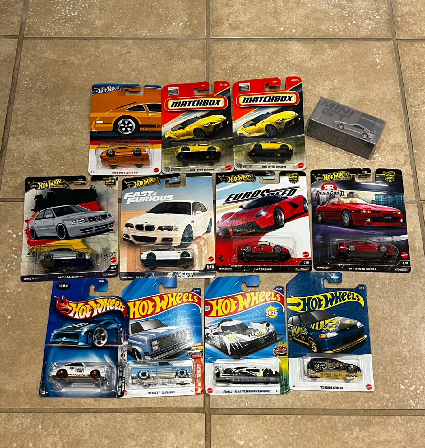 Hotwheels/matchbox/minigt