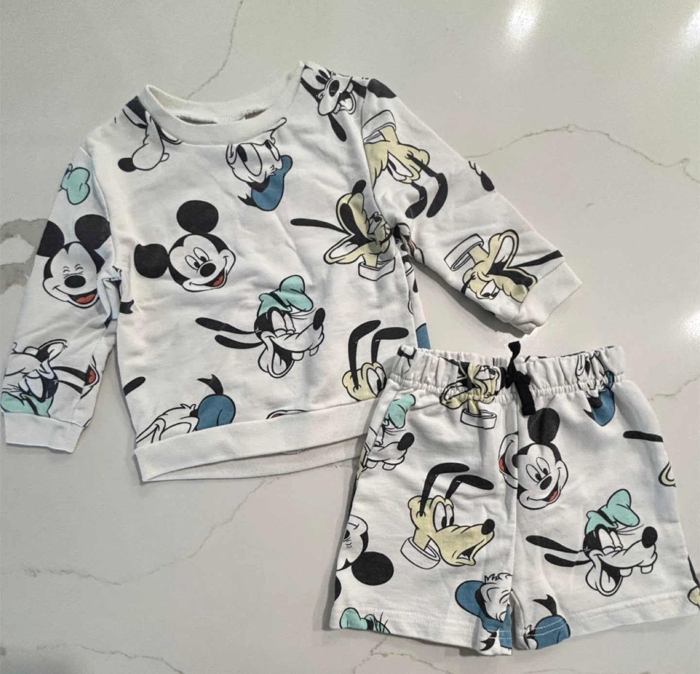 Disney Mickey and Friends 2T Sweatshirt and Shorts Set