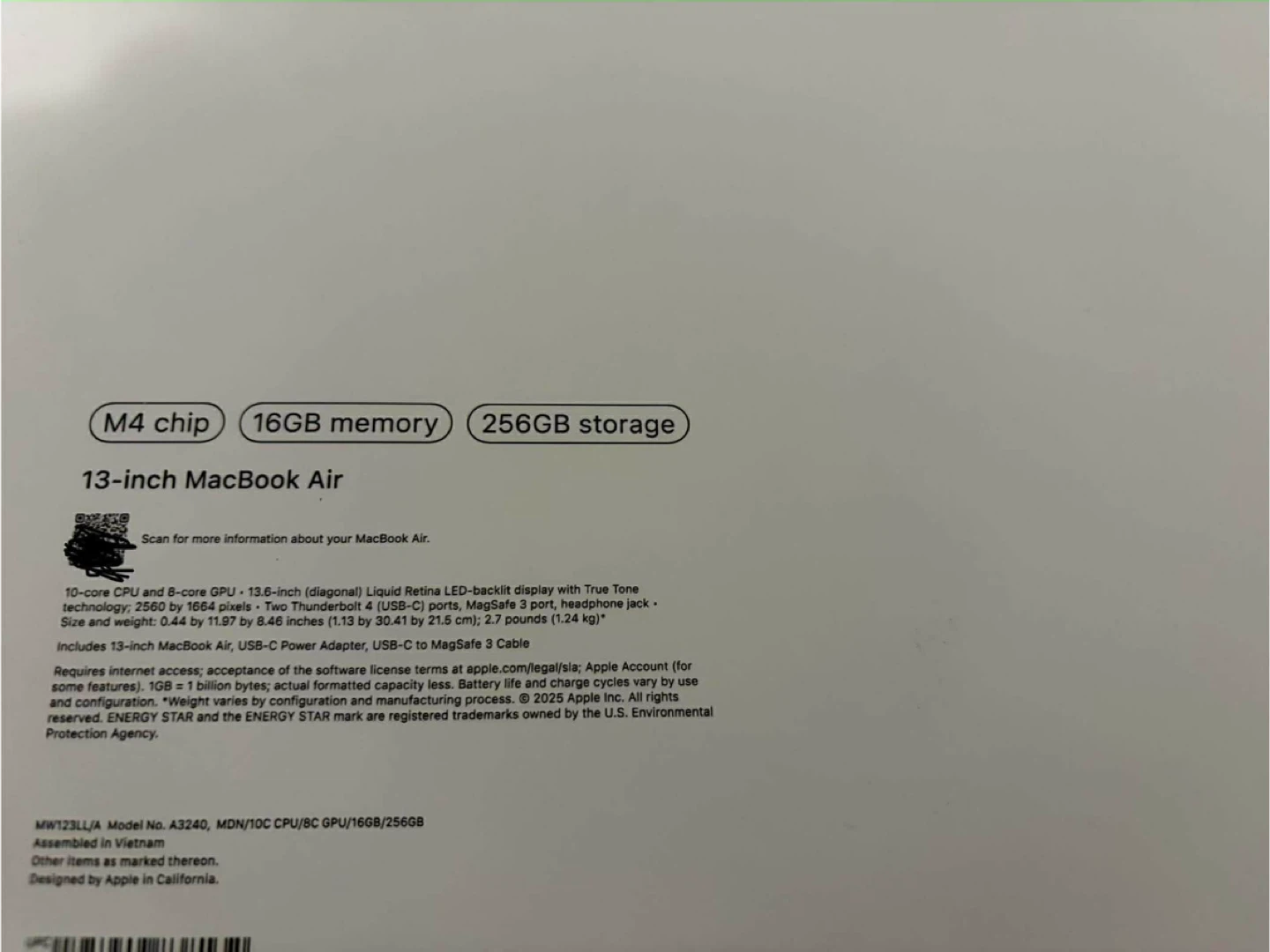 MacBook Air 13” - 2025 - M4 256GB- Midnight Black - photo 2