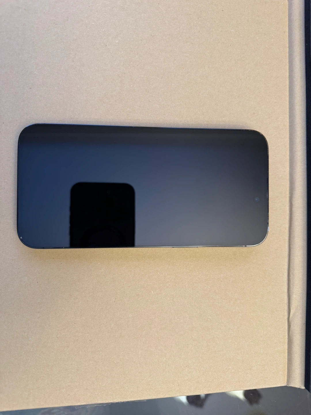 iPhone 14 Pro Max - photo 2