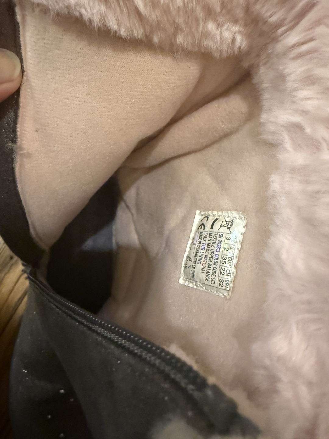 Skechers Glitter Boots Pink Faux Fur Lining Size 2 - photo 4