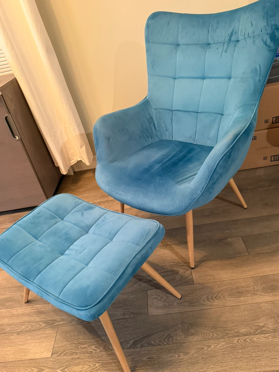 Teal Velvet Accent Chair with Ottoman - photo 2