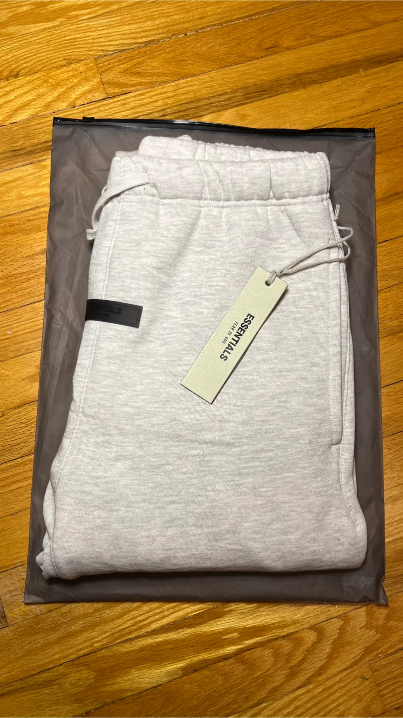 ESSENTIALS Fear of God Sweatpants