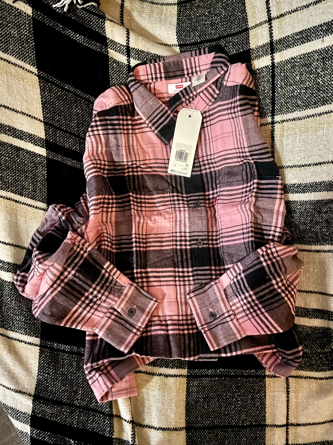 Levi's Pink Plaid Flannel Shirt (mid waist) - photo 2