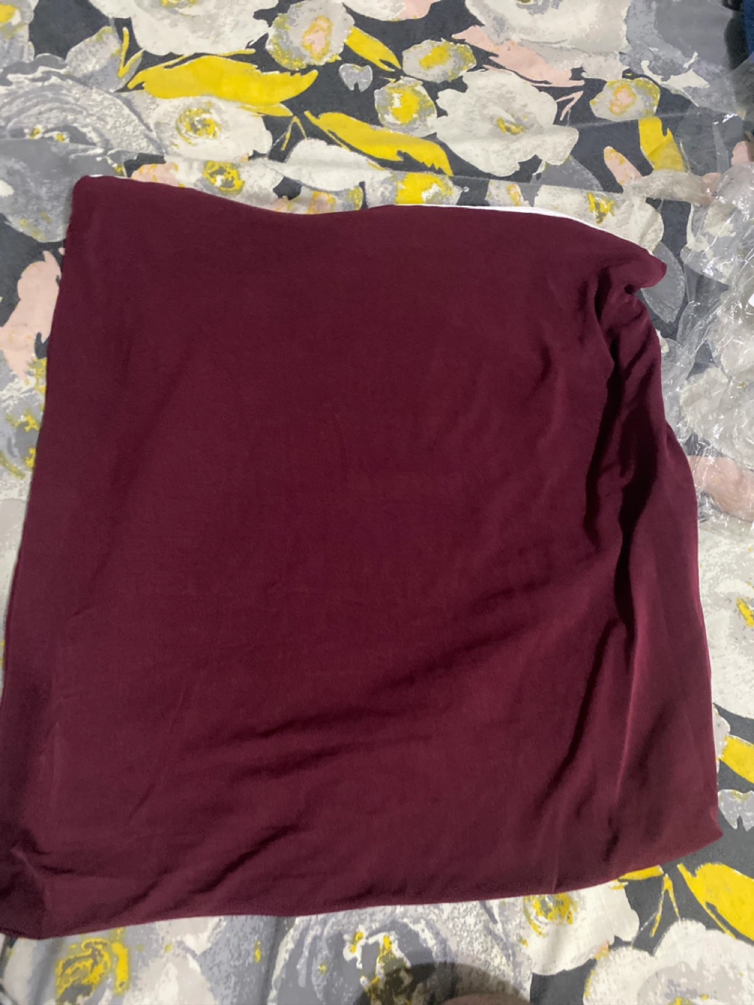 L-Shaped Sectional Sofa Cover - Burgundy - photo 3
