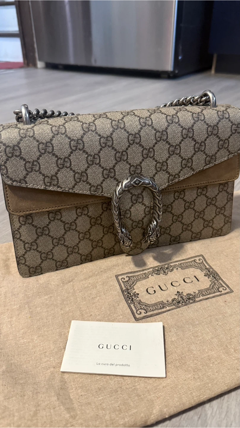 Gucci Dionysus GG Supreme Canvas Shoulder Bag