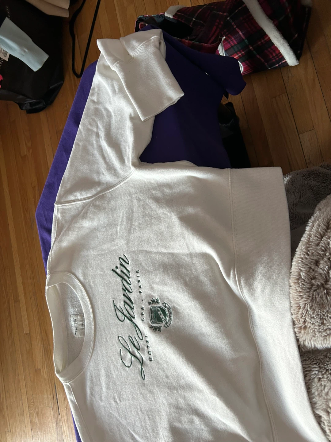 Abercrombie & Fitch "Le Jardin" Sweatshirt Size L - photo 4