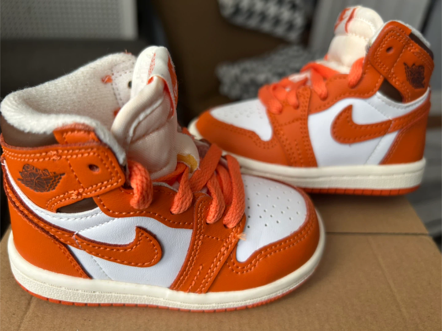 Air Jordan 1 Toddler Shoes Orange White Size 5C - photo 2