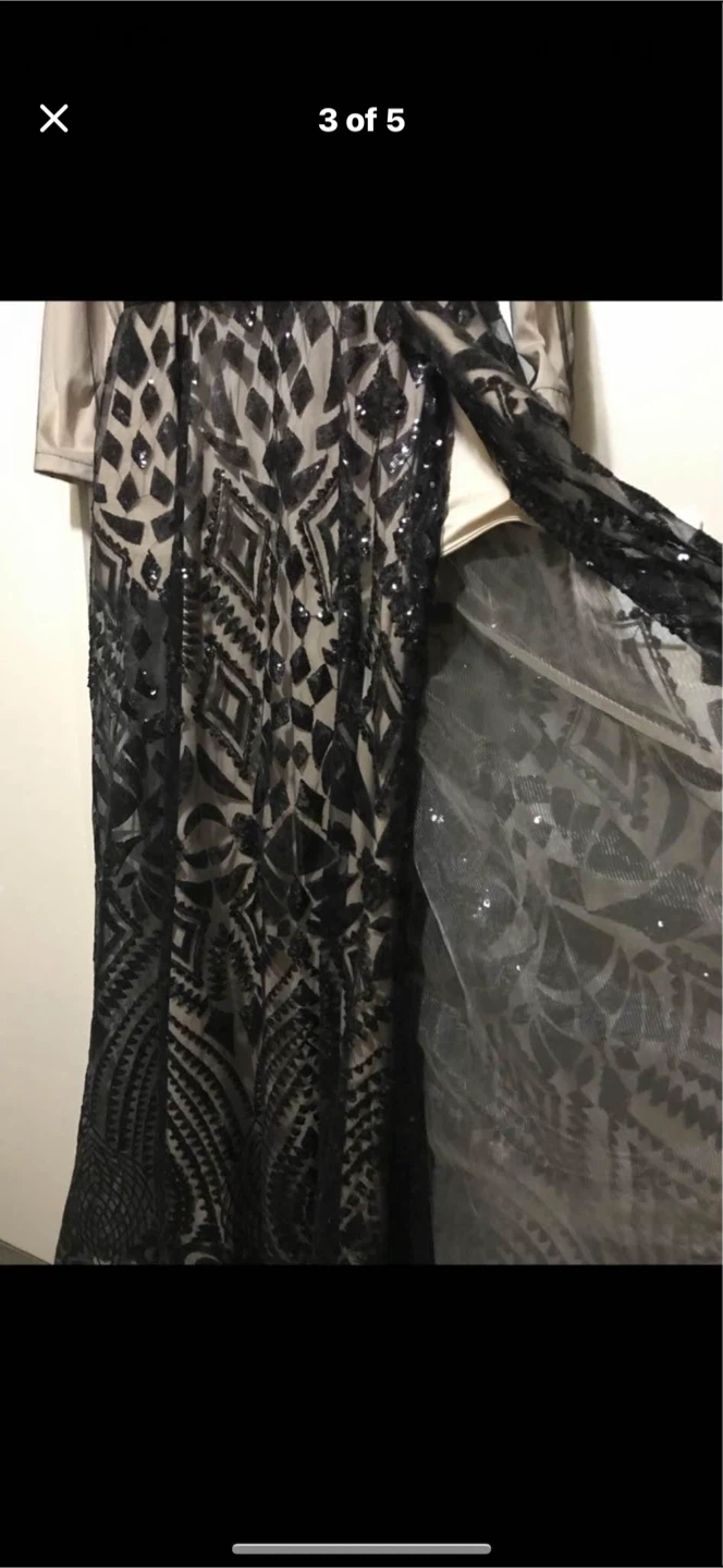 Black Sequin Formal Gown size L🏆 - photo 3