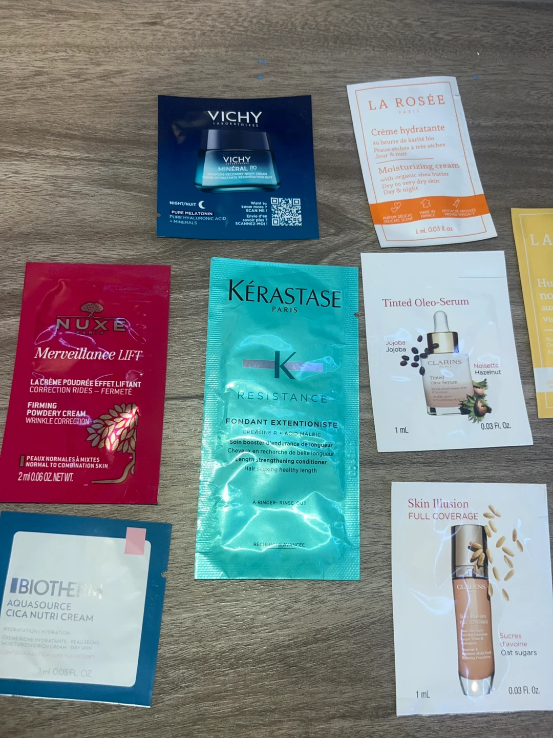 Assorted Skincare Sample Sachets - photo 2