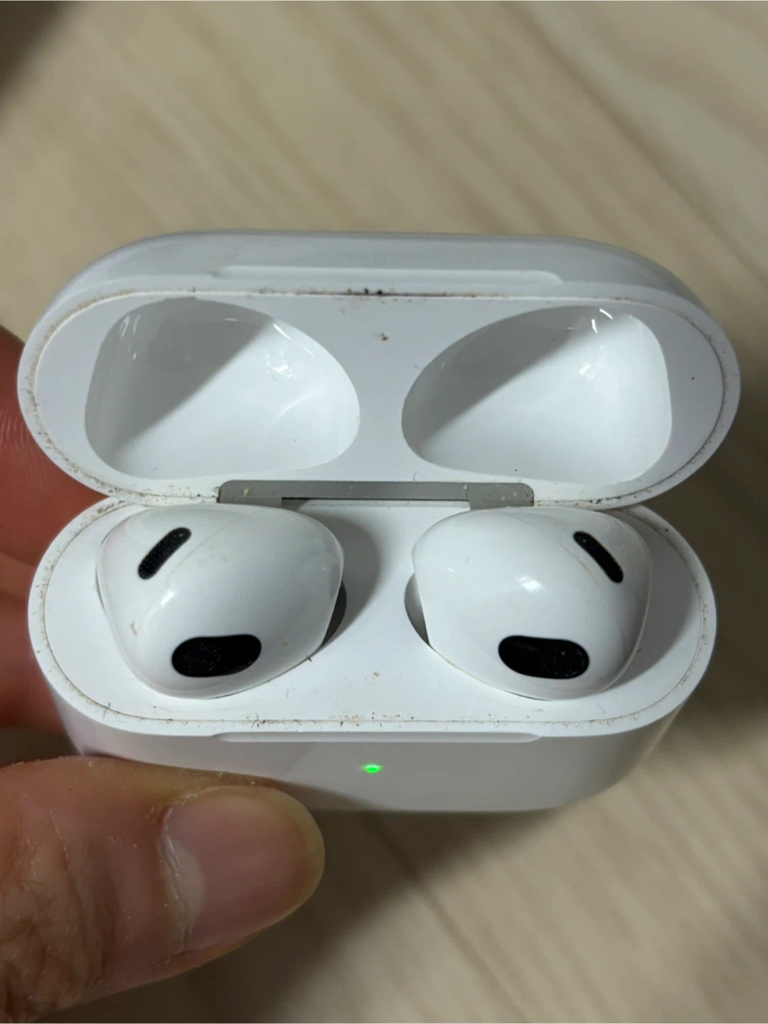 Apple AirPods 3 - photo 3