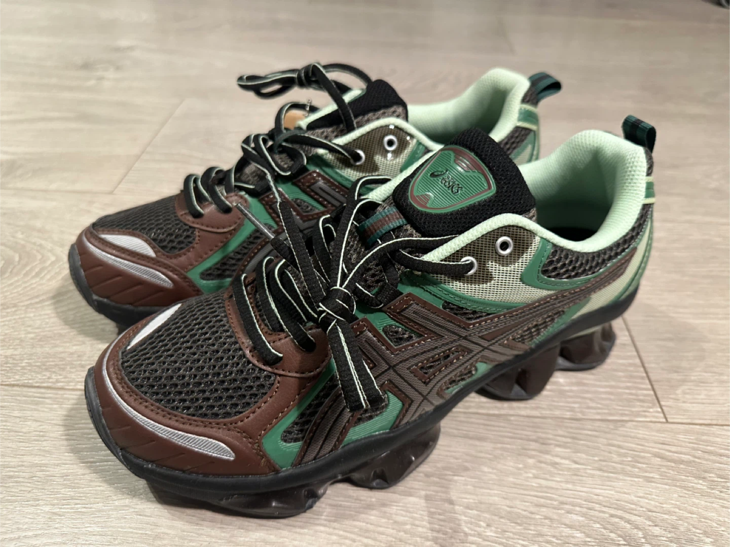 ASICS Gel-Kayano kinetic- Brown/Green Camo