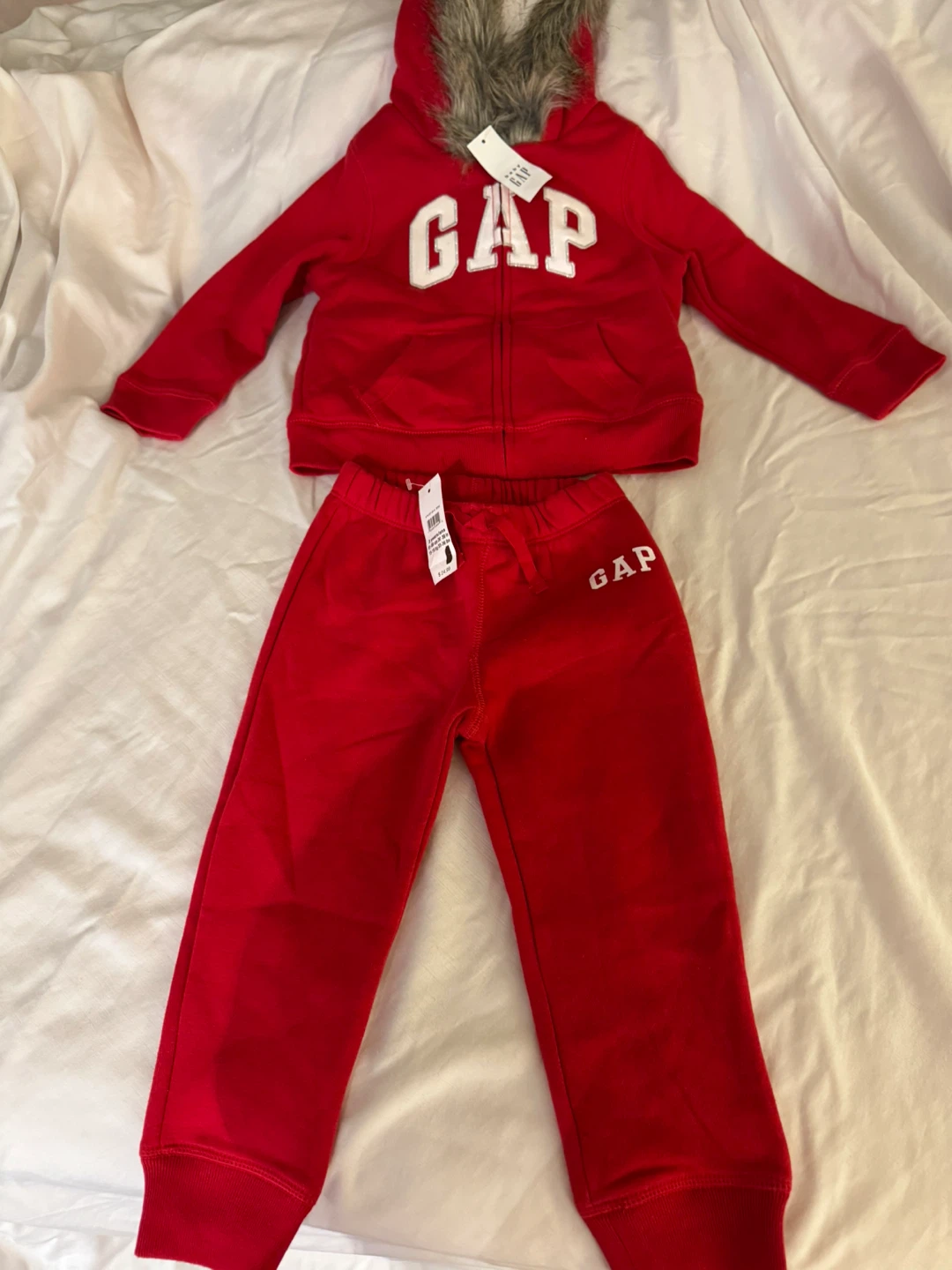 GAP Baby Fleece Hoodie & Jogger Set 🏆