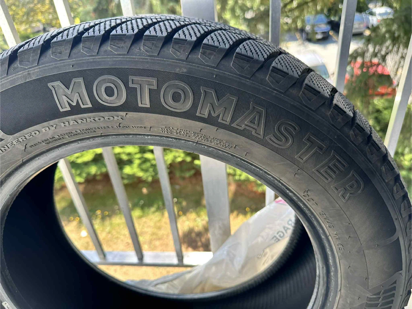 Motomaster Winter Tire 235/55R18 100H - photo 3