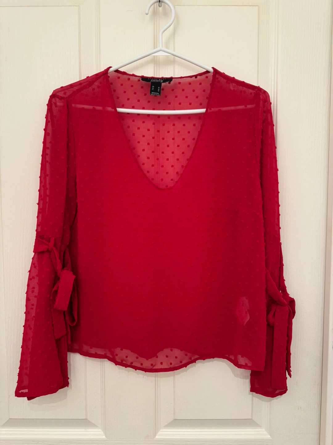 Red Bell Sleeve Blouse - Size M 🏆 - photo 5