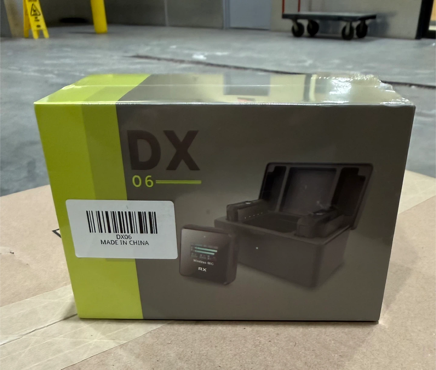 Wireless Microphone System DX06