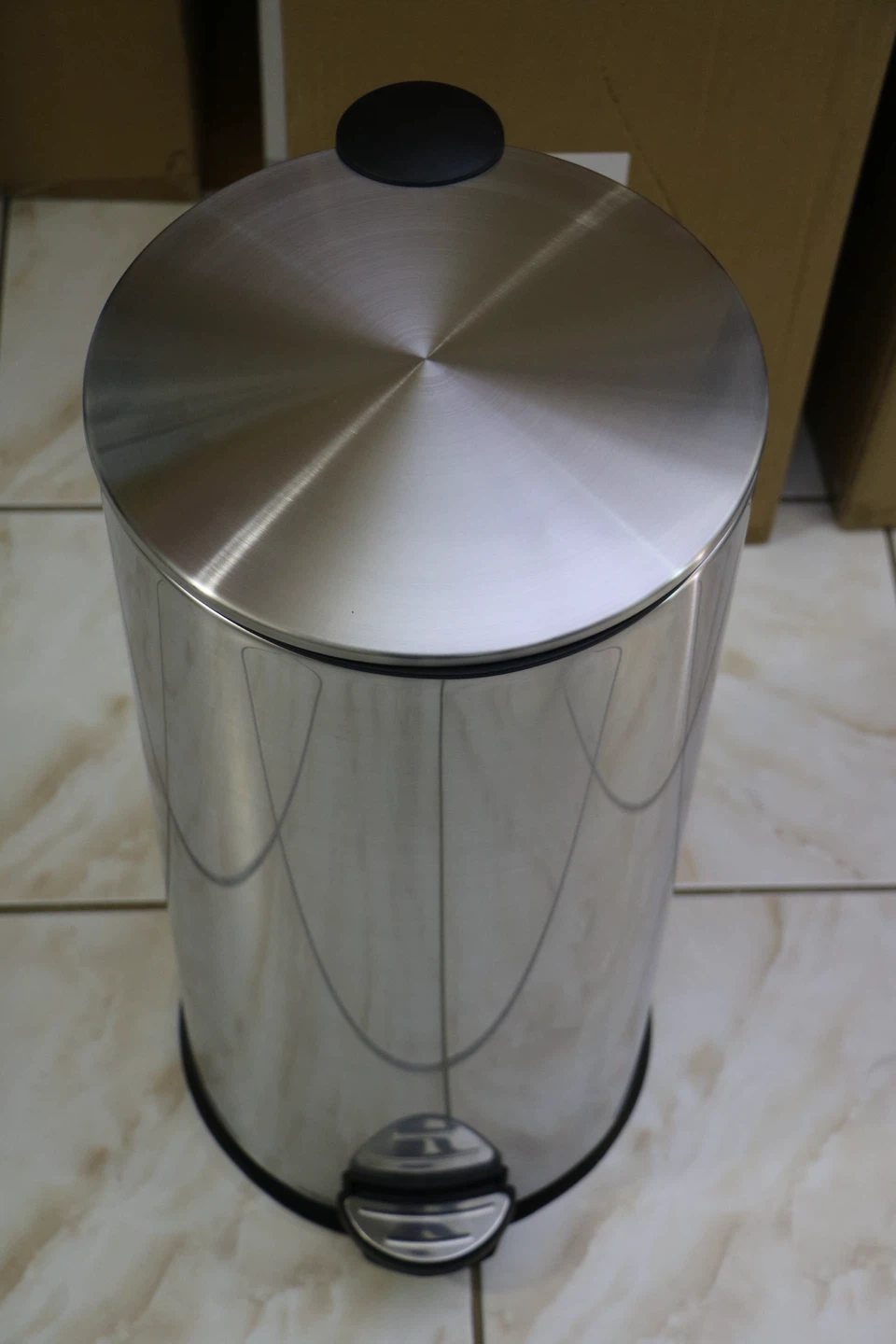 Stainless Steel Pedal Trash Can - photo 3
