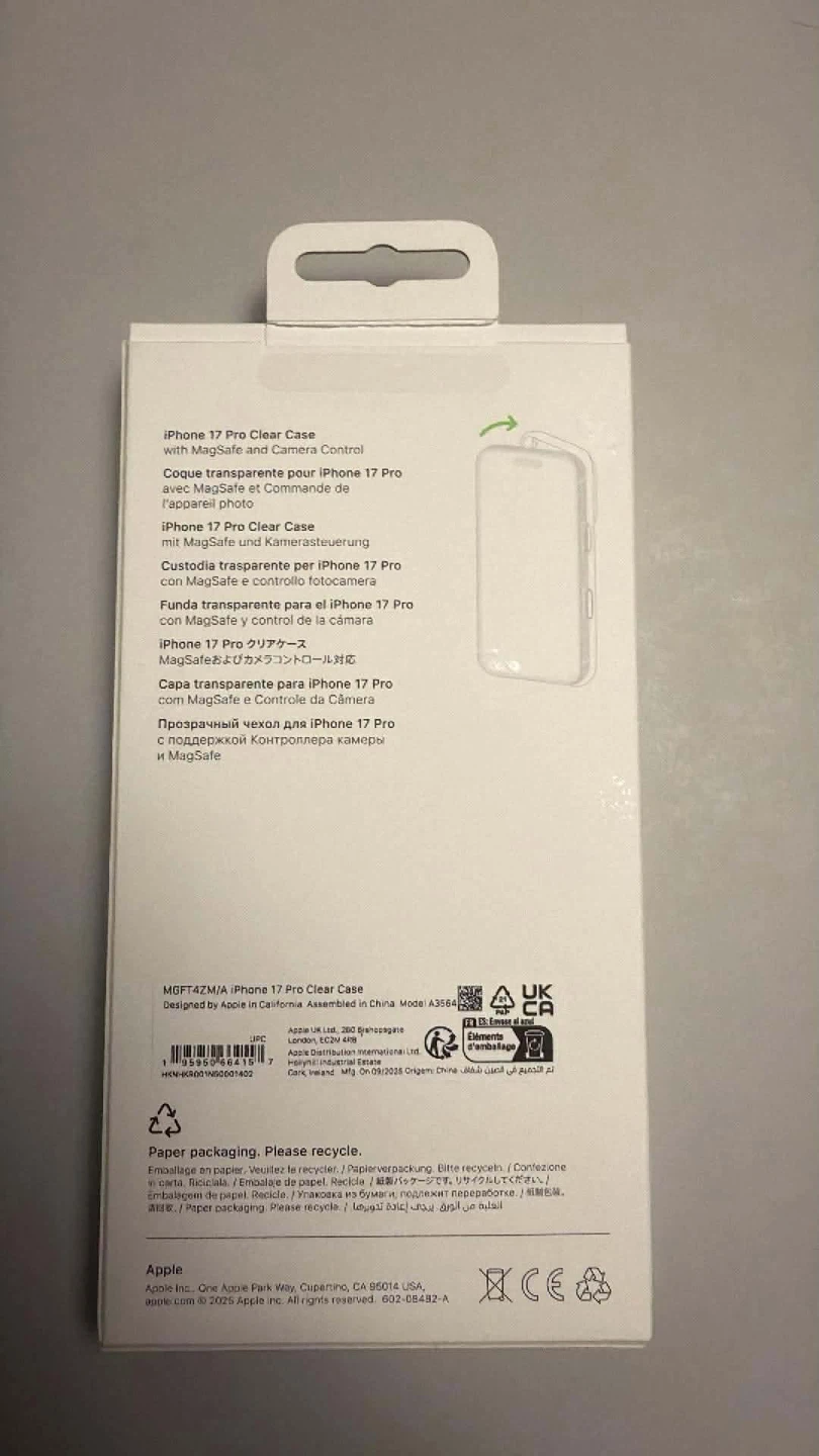 Apple iPhone 17 Pro Clear Case with MagSafe - photo 2