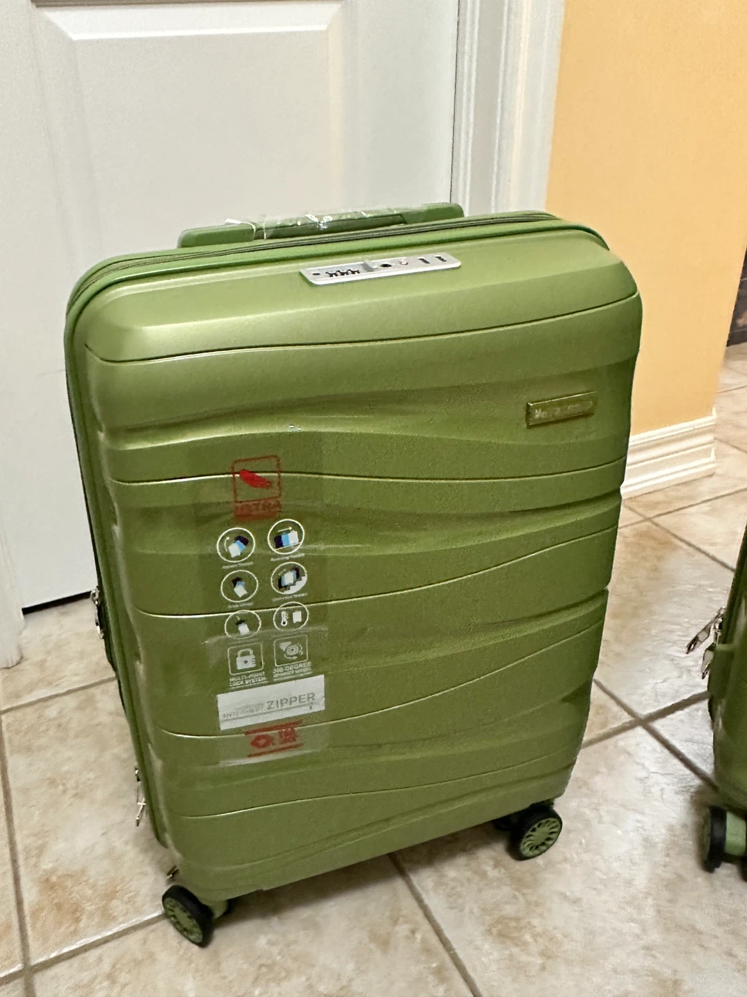 Brandnew 5 pcs. Set hard case luggage bags - photo 5