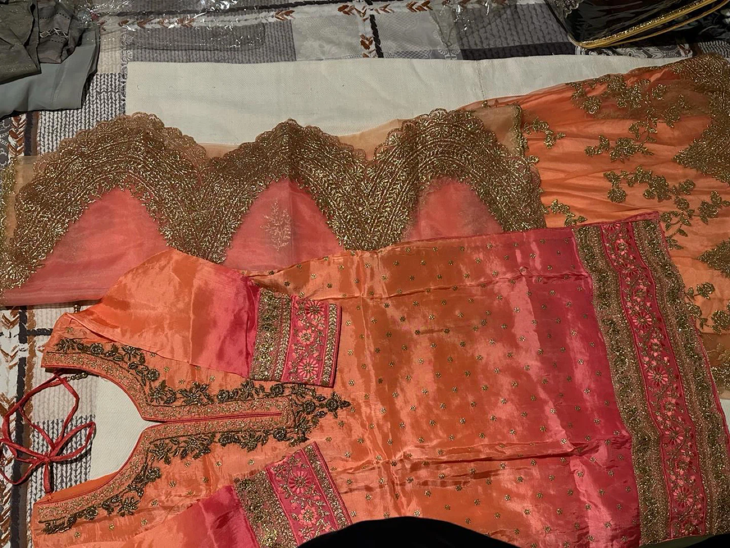 Embroidered Indian Outfits - photo 3