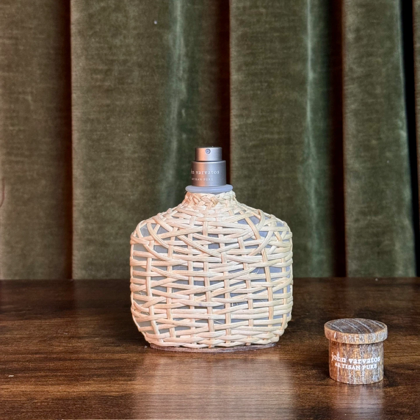 John Varvatos Artisan Pure Eau De Toilette 2.5 fl oz / 75 ml - photo 2