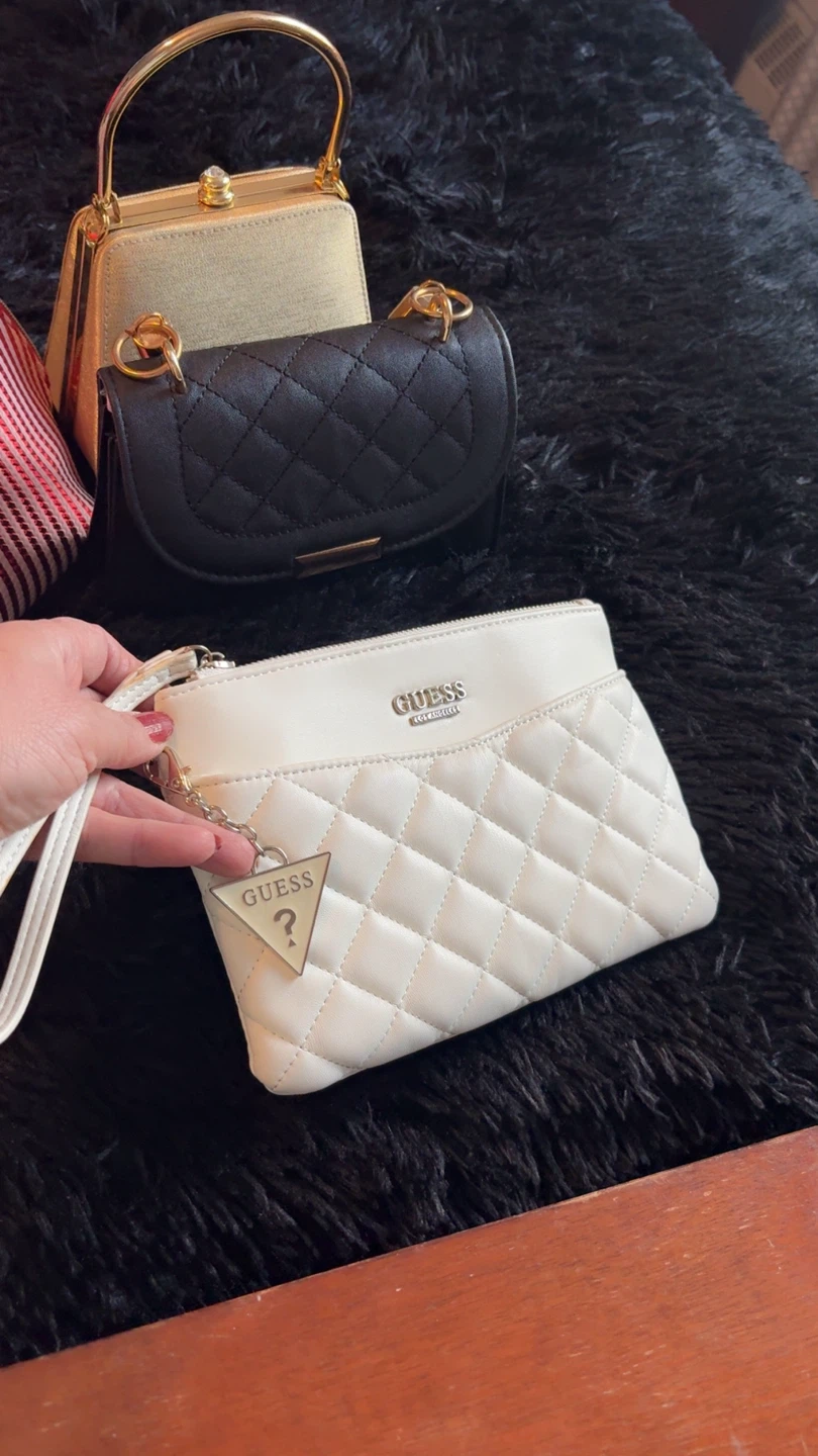 Guess Quilted Clutch Bag - photo 2