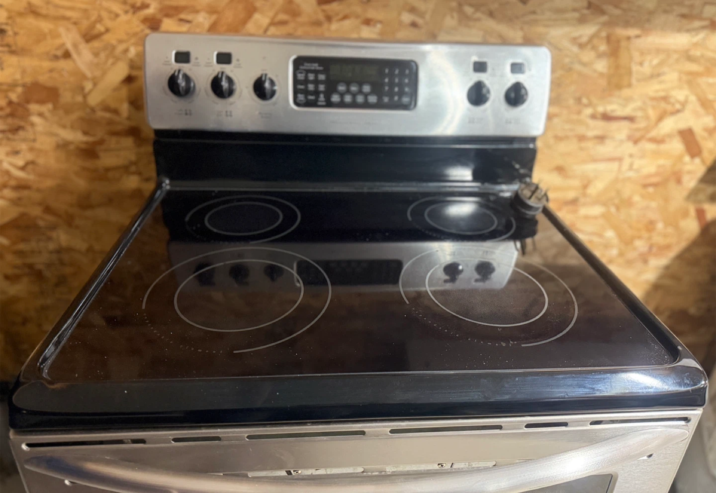 Frigidaire Professional Series + free TV - photo 2