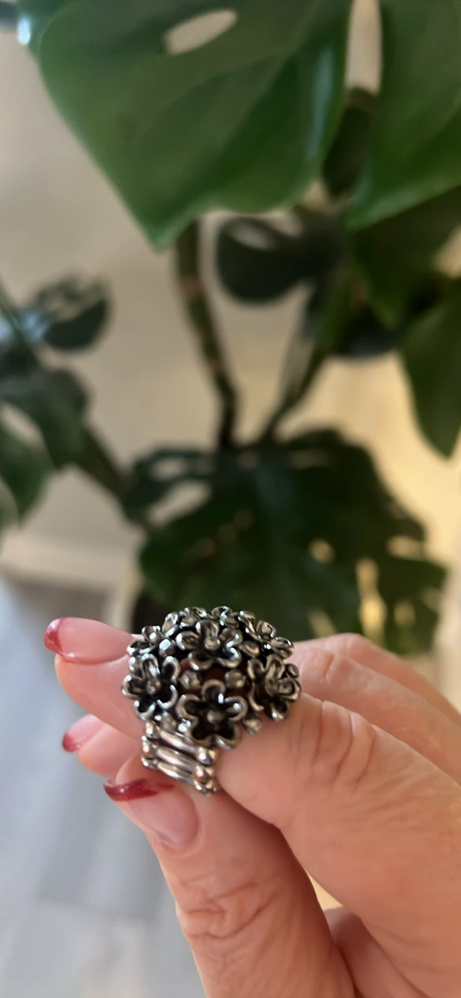 Silver-tone Floral Ring