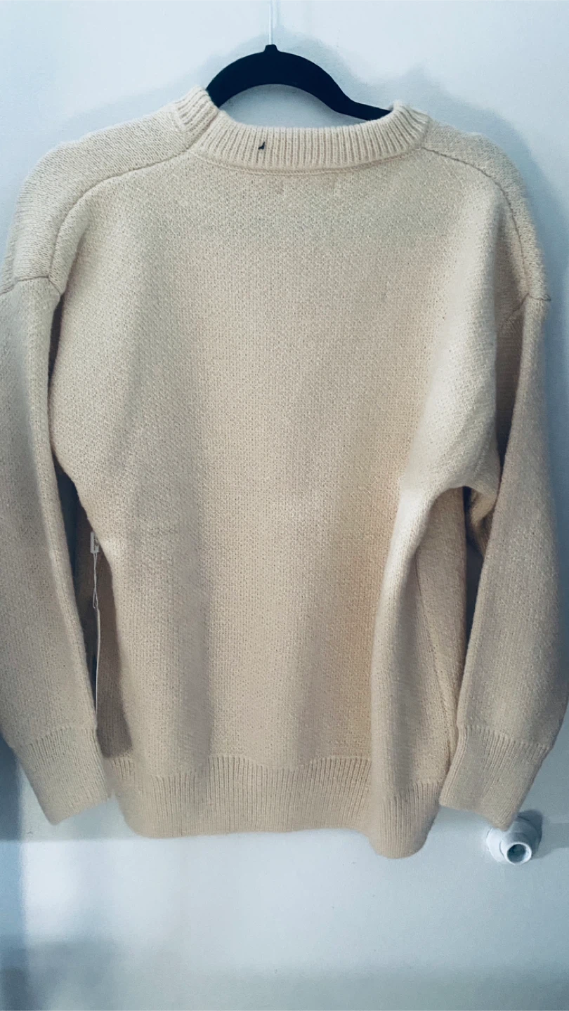 Labubu ladies sweater - photo 2