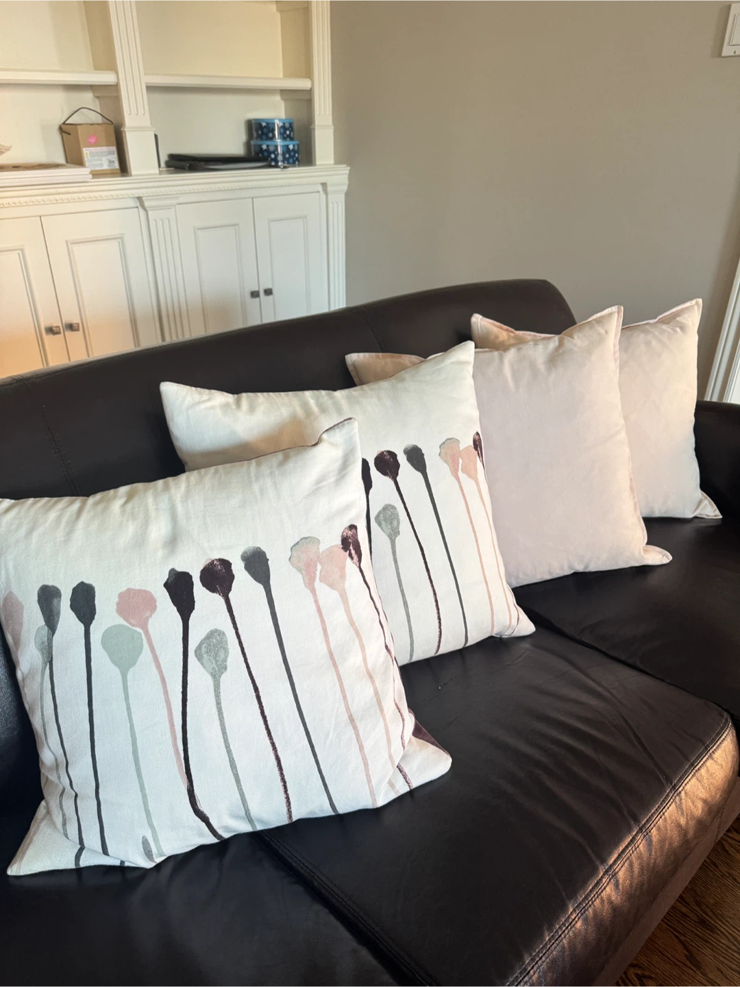 Ikea Throw Pillows cushion- Set of 4 - photo 2