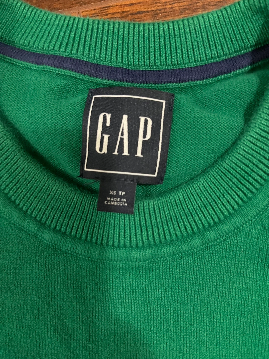 Gap men’s XS crewneck sweater, cotton, green striped - photo 2