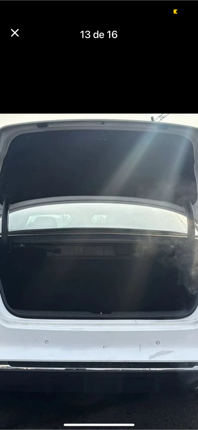 White Kia Optima Sedan - photo 2