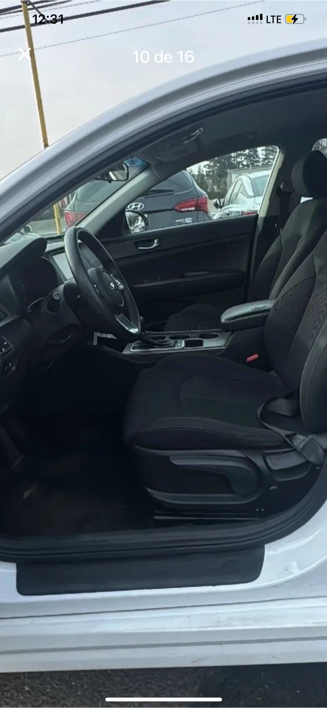 White Kia Optima Sedan - photo 5
