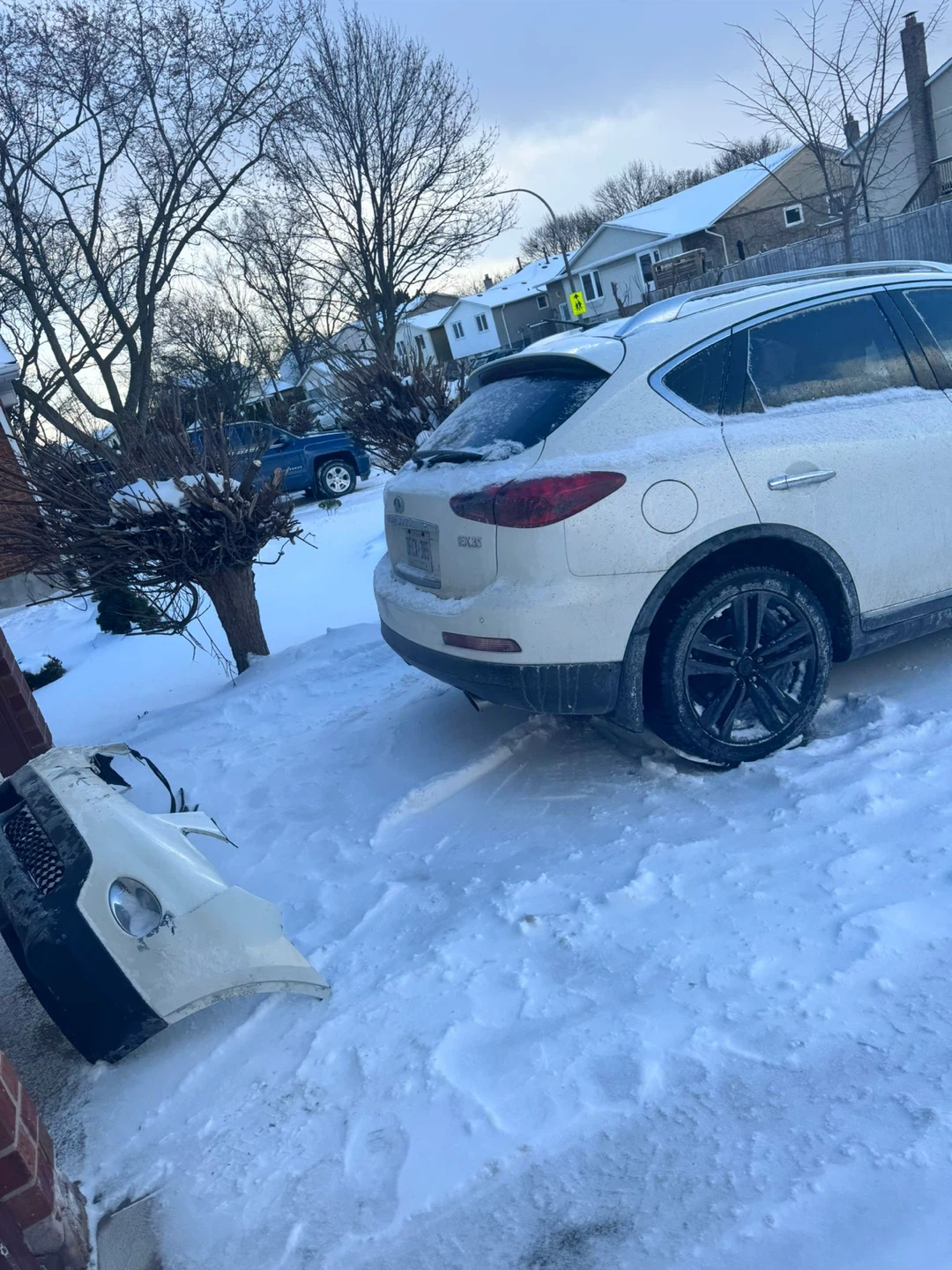 Infiniti EX35 Damaged SUV for Parts - photo 3