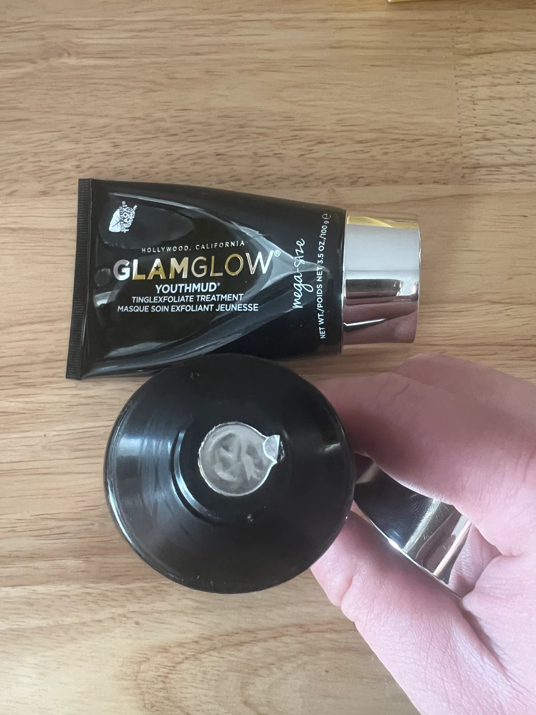 GLAMGLOW YOUTHMUD Tinglexfoliate Treatment Mask 100g - photo 2