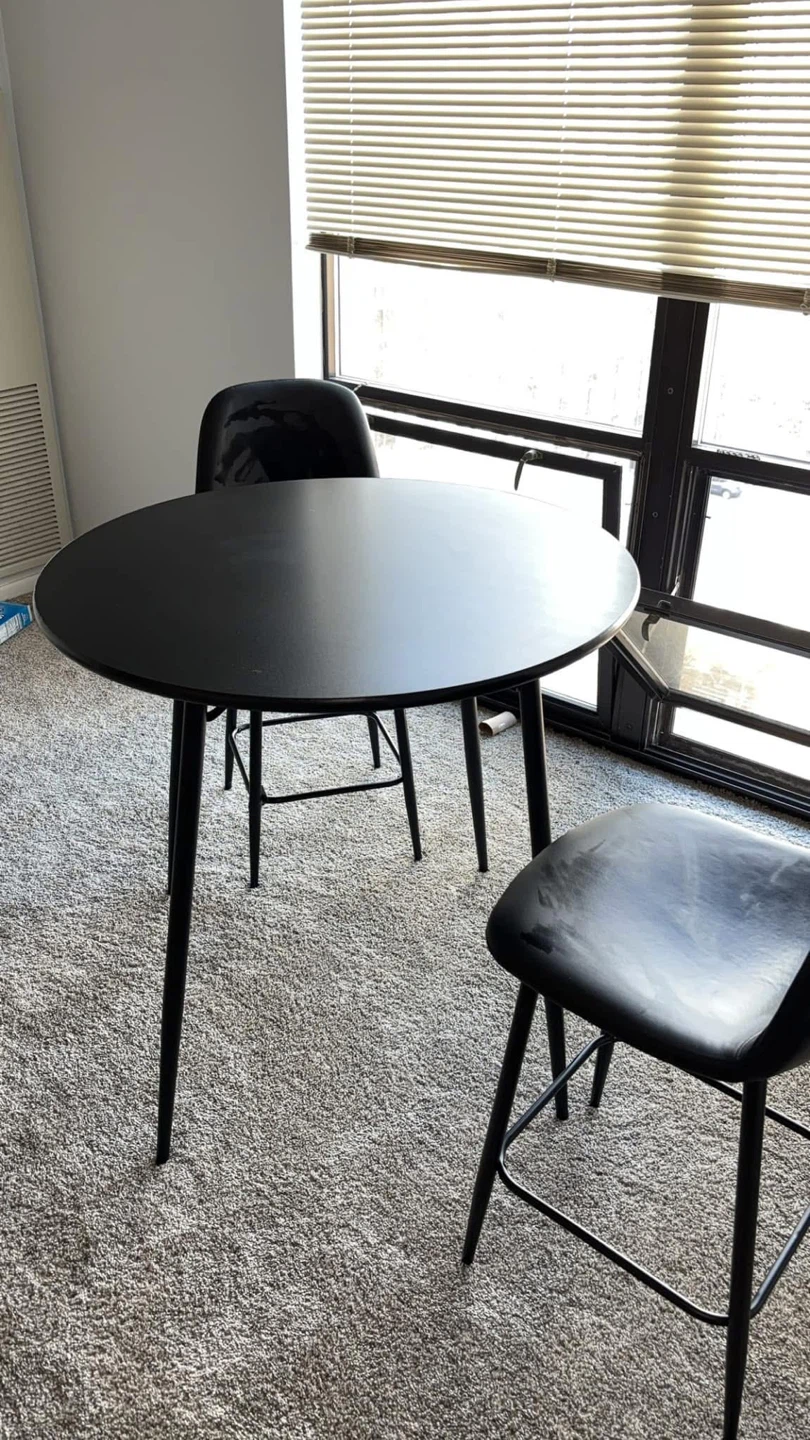 Black Round Bar Table with 2 Counter Height Stools