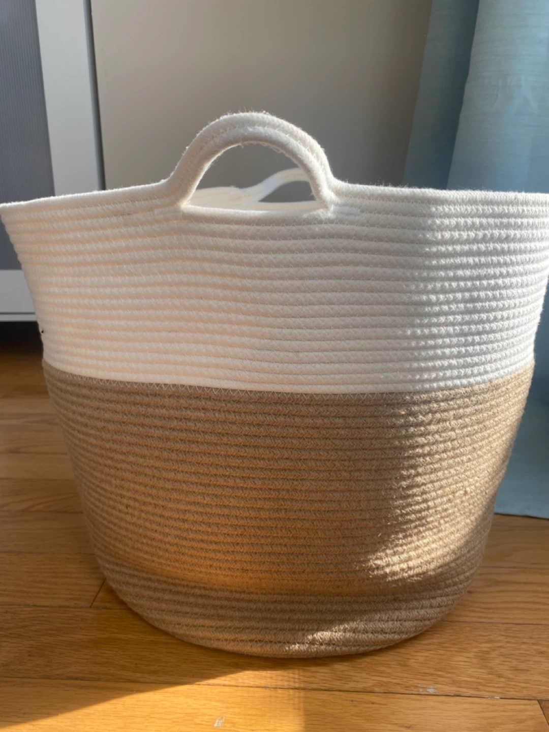 Woven laundry basket