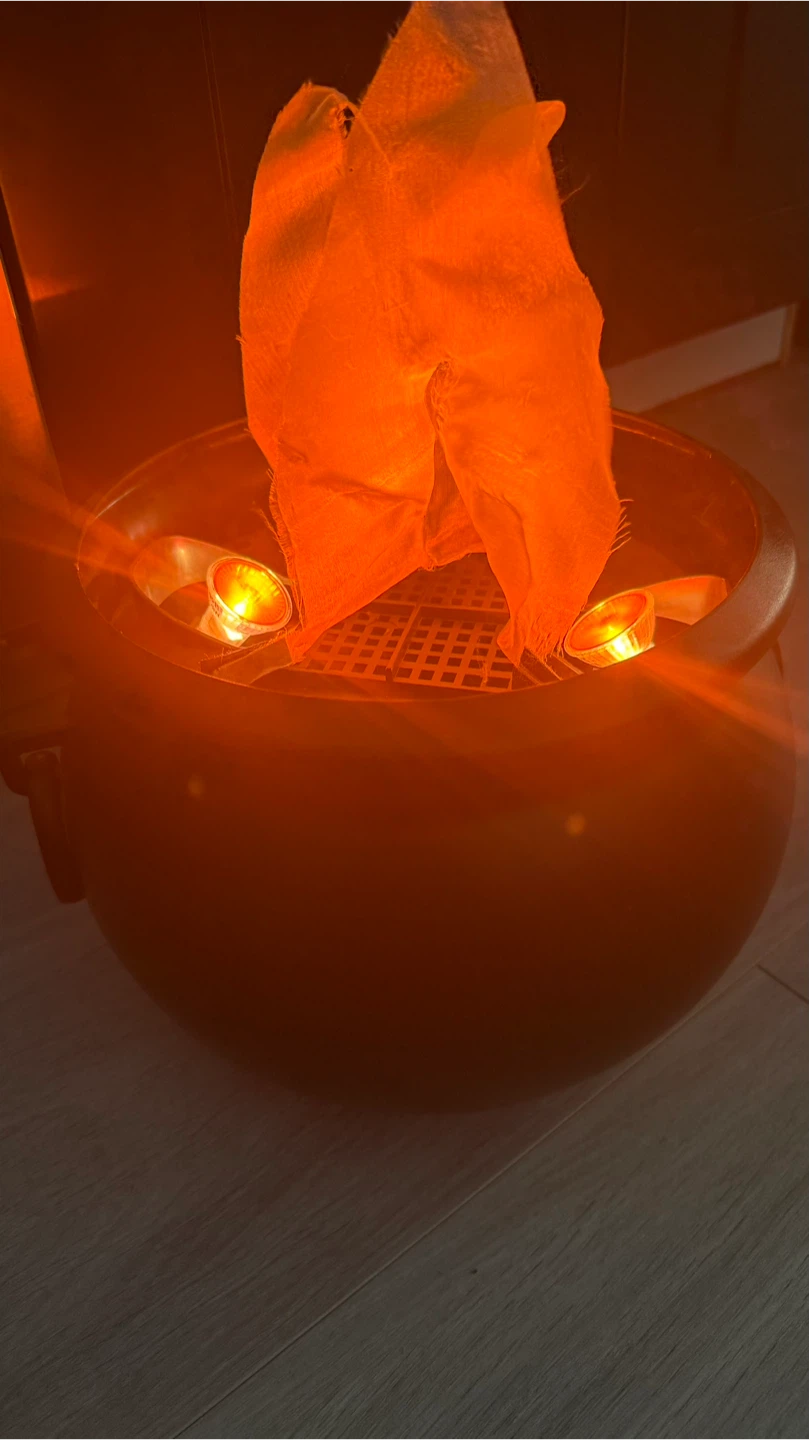 VINTAGE Halloween Cauldron Flame Lite Up Flicker Glow Spooky - photo 2