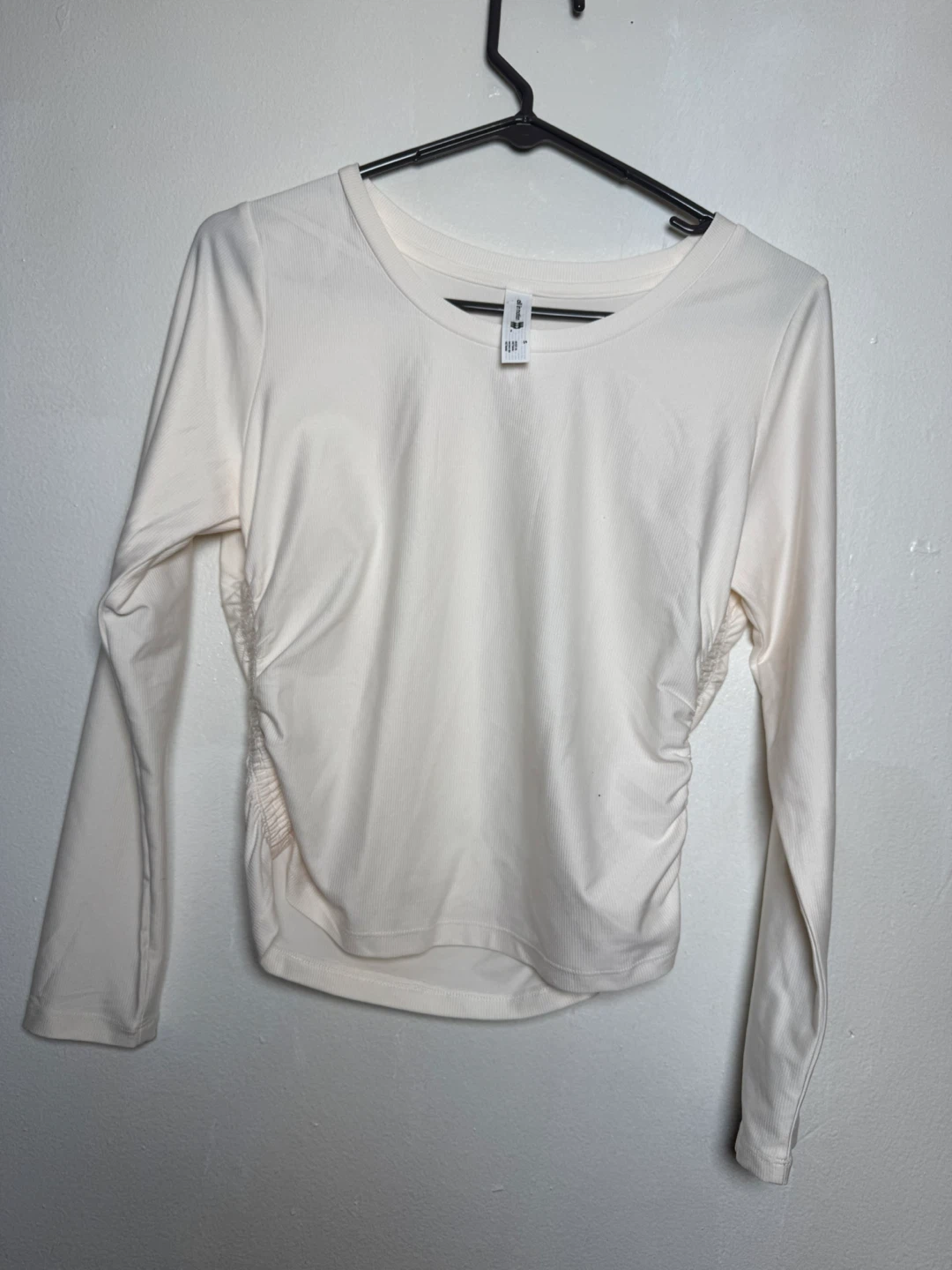 All in Motion Long Sleeve Ruched Top Size S