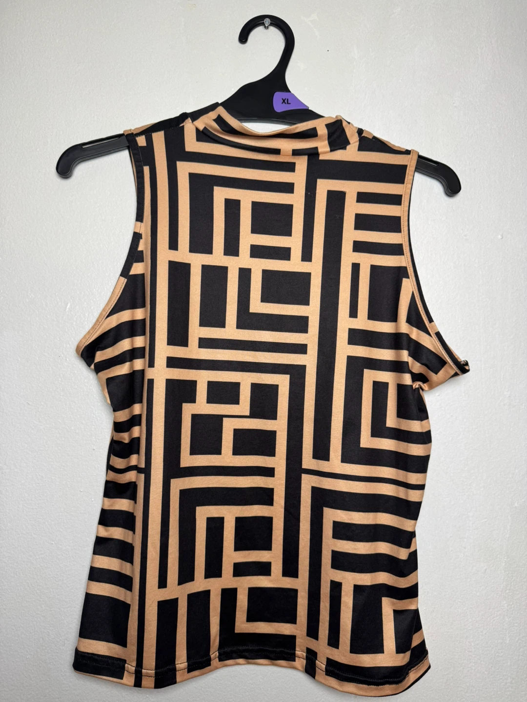 Sleeveless Mock Neck Top XL Geometric Print