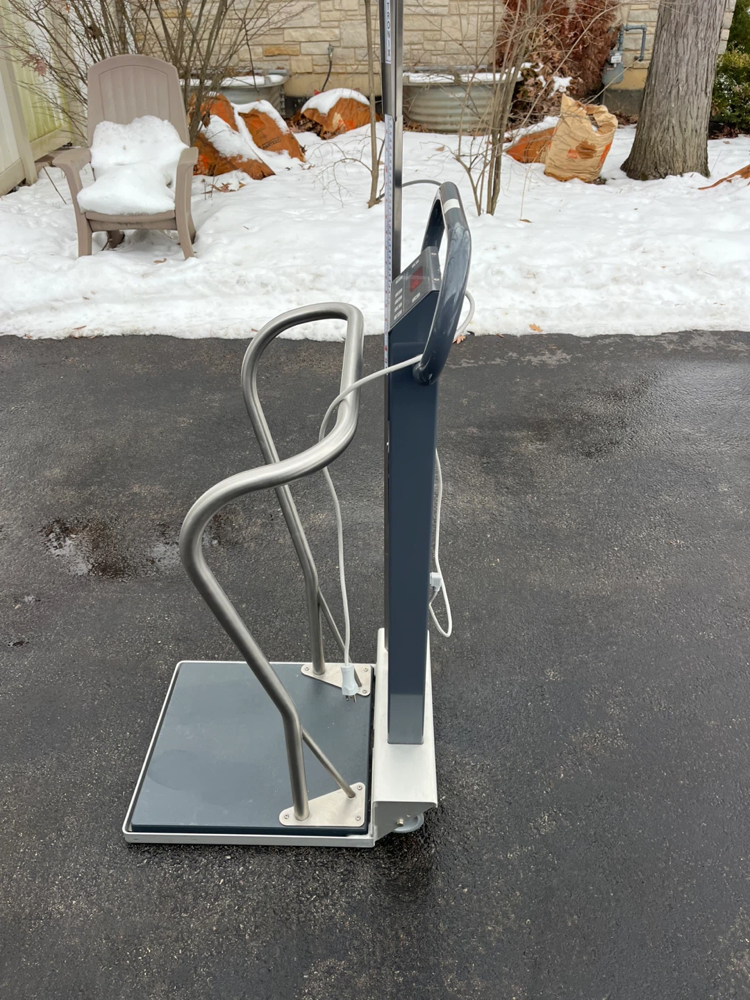 Scale-Tronix Professional Digital Medical Scale with Height Rod - photo 3