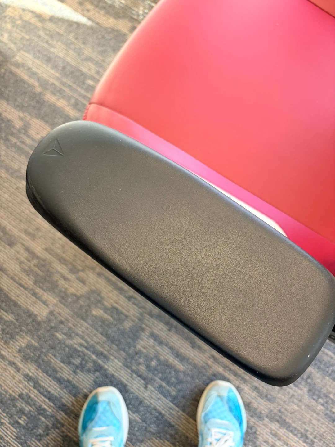 Secretlab Gaming Chair - Red and White XL - photo 2