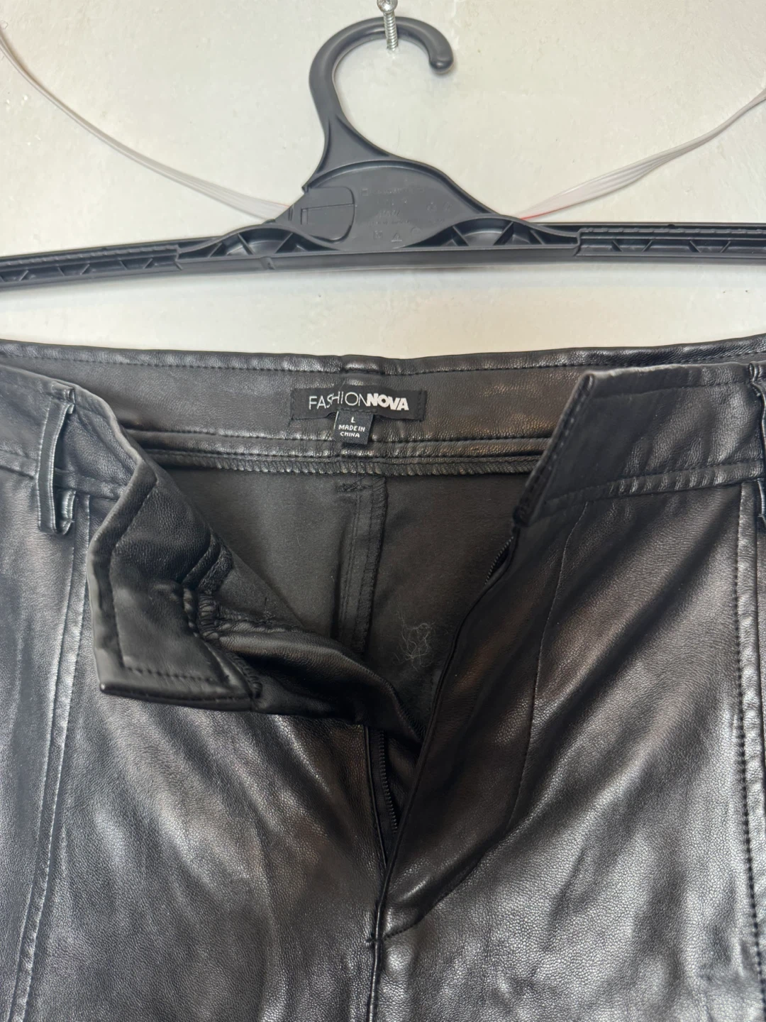 Fashion Nova Black Faux Leather Cargo Pants Size L - photo 2