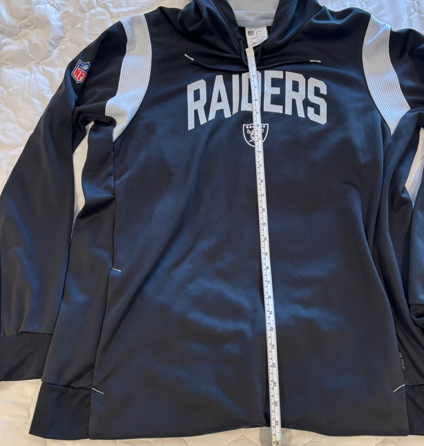 Nike Las Vegas Raiders Therma-FIT Pullover Hoodie - photo 5